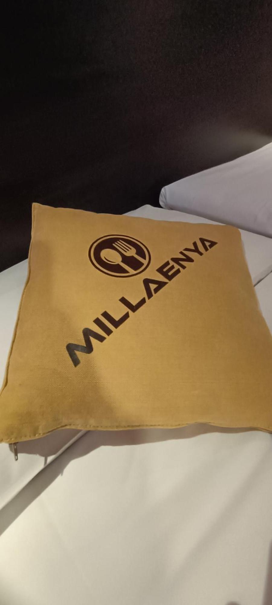 Millaenya Inn Entratico Luaran gambar